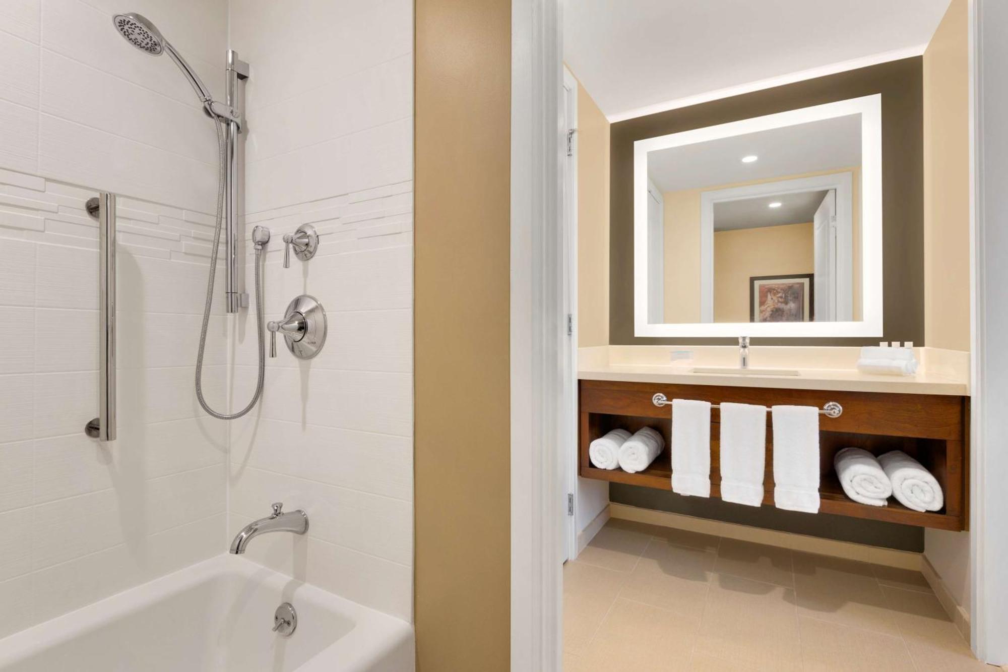 Homewood Suites By Hilton Augusta Bagian luar foto
